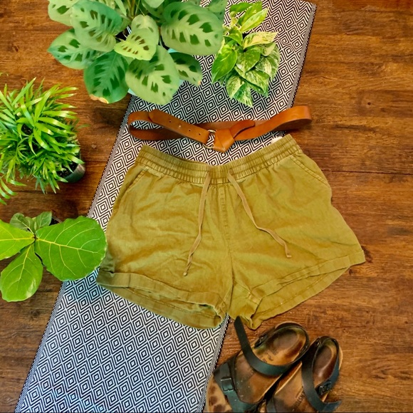 Old Navy Pants - Old Navy | Khaki Green Canvas Style Shorts